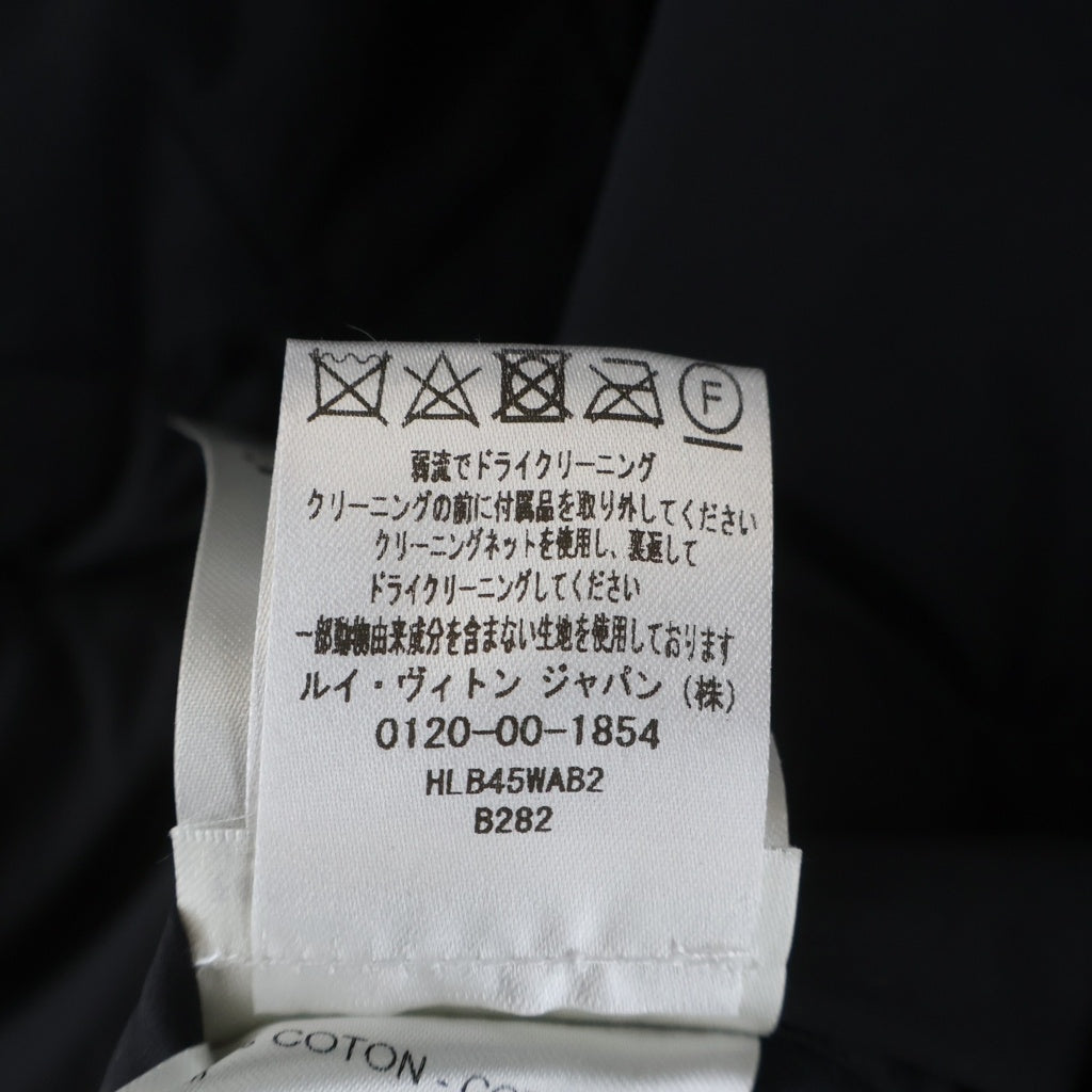 LOUIS VUITTON(ルイヴィトン) 23SS モノグラム エンボスロゴ リバーシブル ダウンジャケット アウター ブラック RM231Q AB2 HLB45W