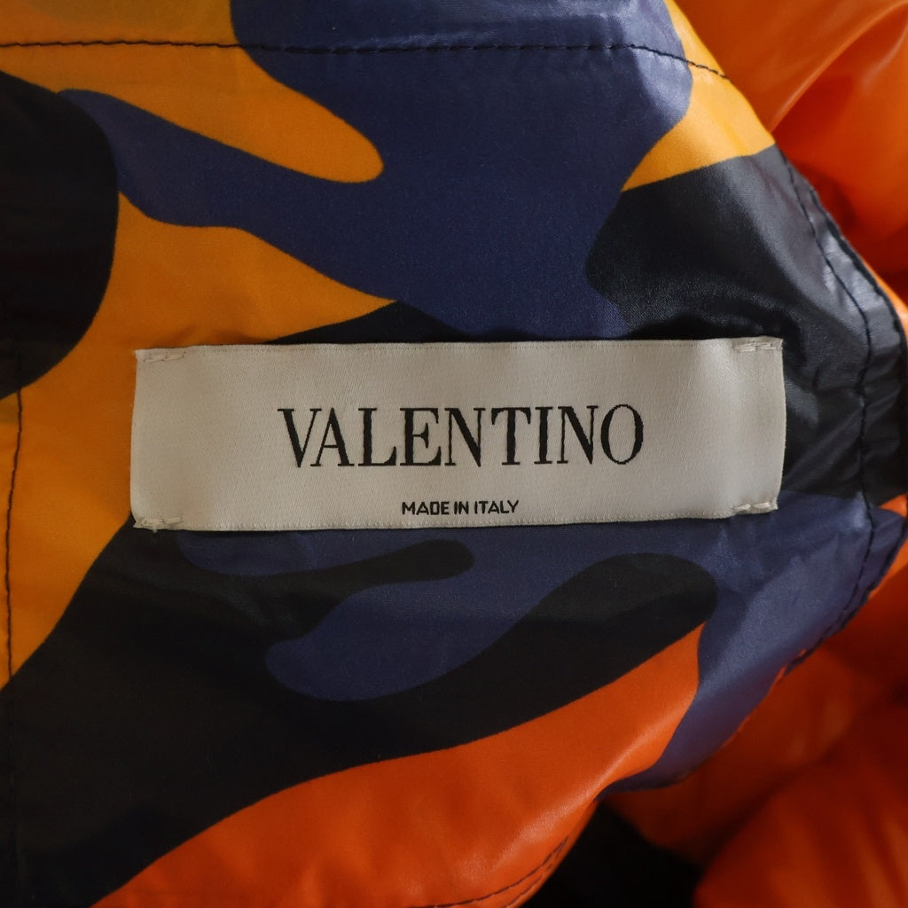 VALENTINO(ヴァレンティノ) カモフラ ナイロン ダウンジャケット オレンジ TV3CNA315UL