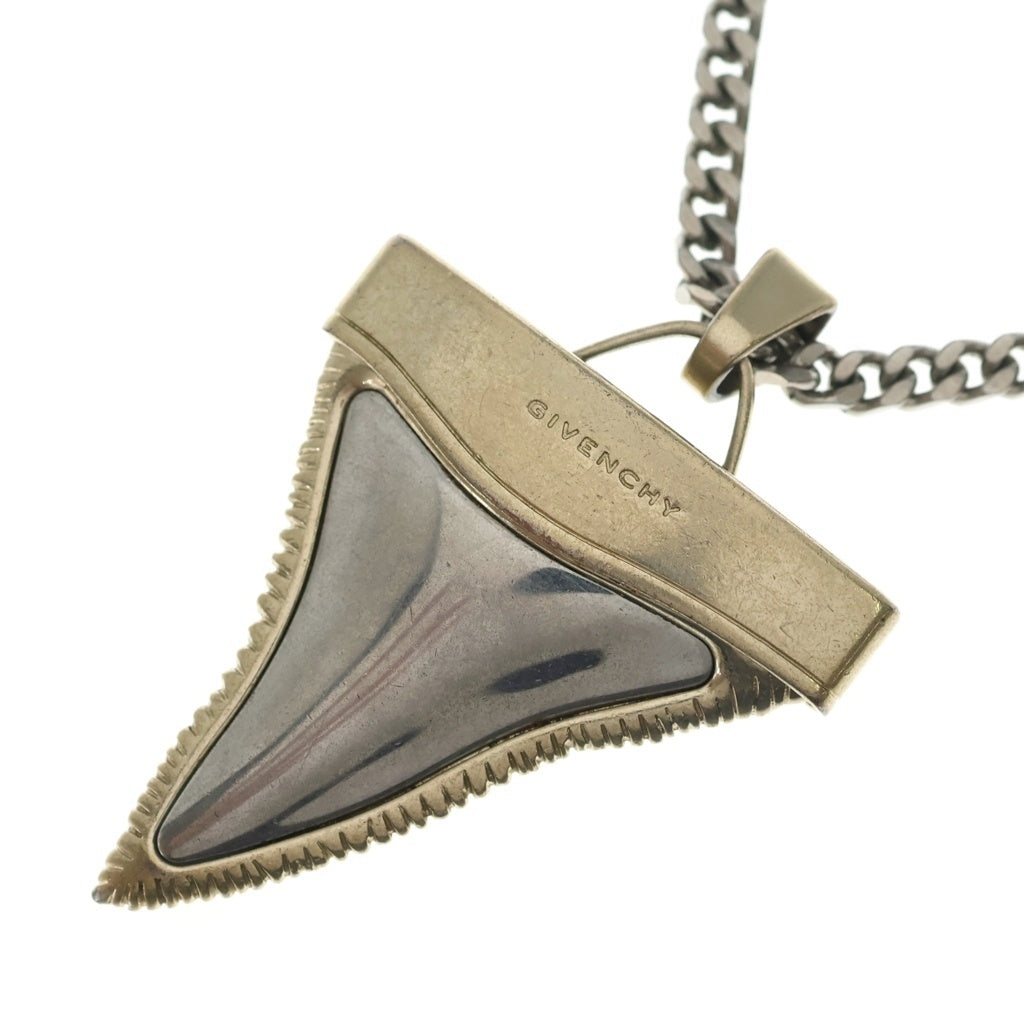 GIVENCHY(ジバンシィ) シャークトゥース ネックレス シルバー