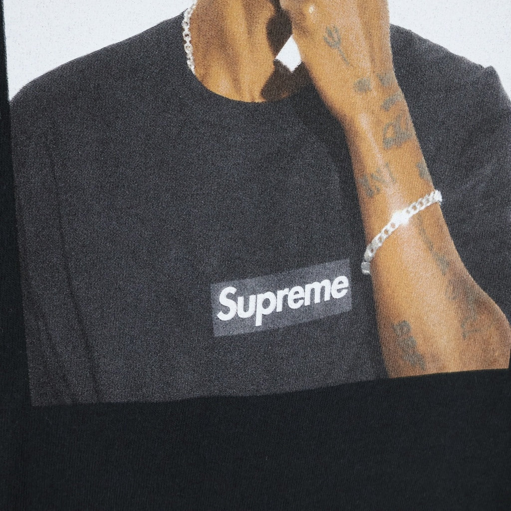 SUPREME(シュプリーム) 25SS Dean Blunt Tee ディーン ブラント フォト