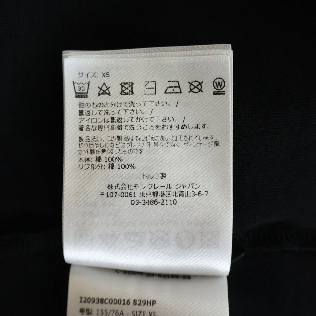 MONCLER(モンクレール) 23SS フロントロゴ刺繍 クルーネック半袖Tシャツカットソー ブラック I20938C00016 829HP レディース