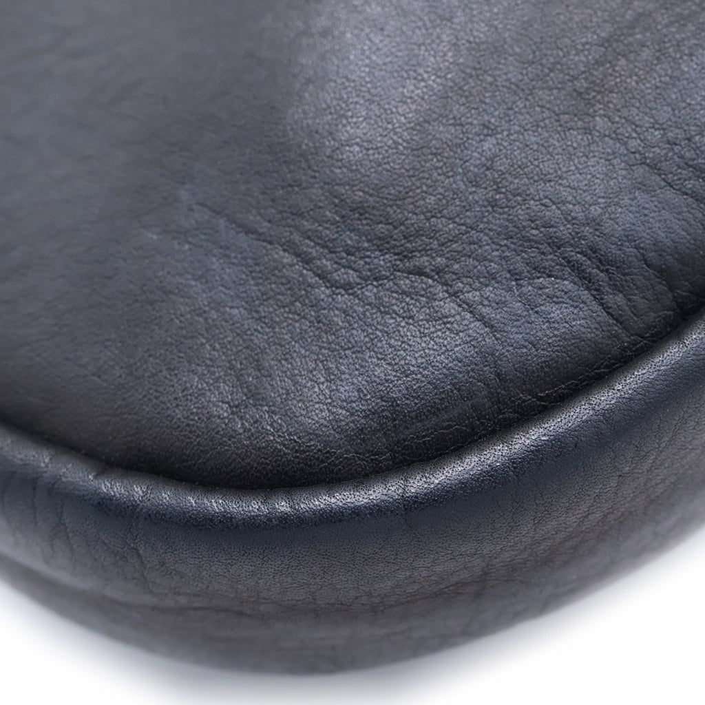 Y's(ワイズ) 23SS SOFT SMOOTH ROUND POCHETTE レザーショルダーバッグ ミニポーチ ブラック YZ-I13-722