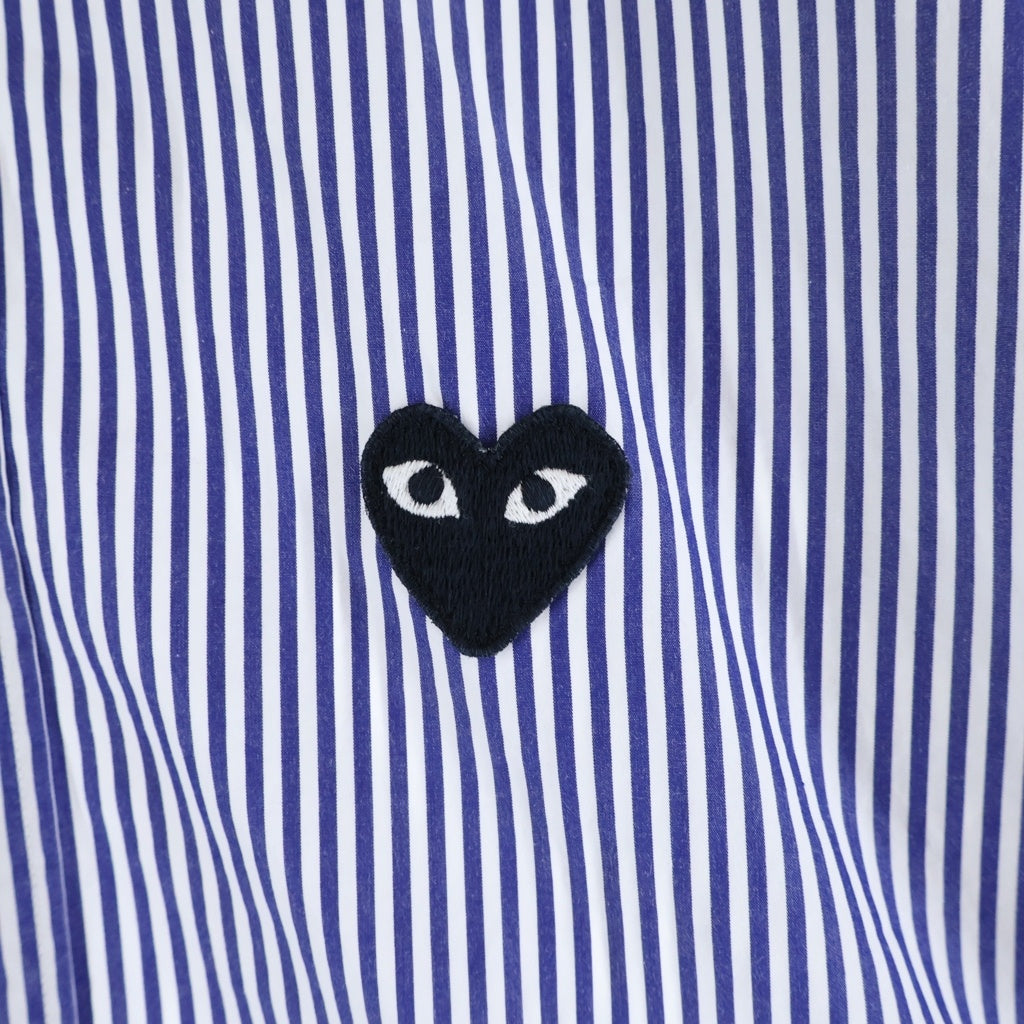 PLAY COMME des GARCONS(プレイコムデギャルソン) ハートロゴ刺繍 コットン ストライプ 長袖シャツ ネイビー/ホワイト AZ-B008 AD2019/8