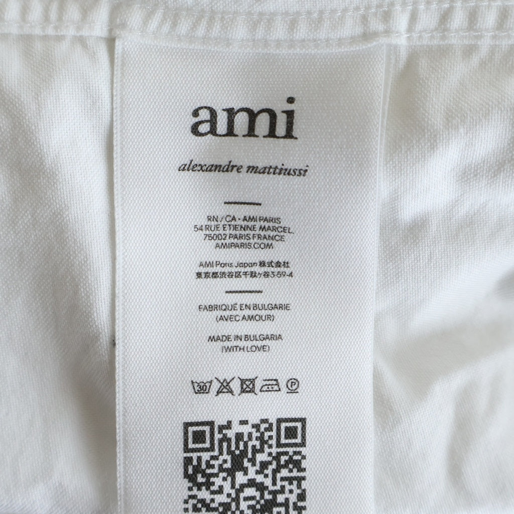AMI Alexandre Mattiussi(アミアレクサンドルマテュッシ) AMI de Coeur ハートロゴ刺繍 ボタンダウン 長袖シャツ ホワイト USH160.CO0031