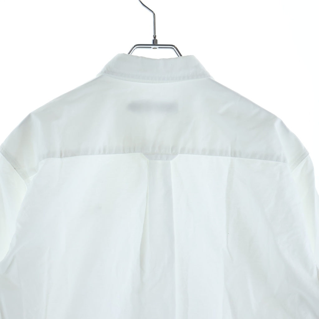 MAISON KITSUNE(メゾンキツネ) OXFORD TRICOLOR FOX PATCH CLASSIC SHIRT BD オックスフォード トリコロールフォックスパッチ ボタンダウン クラシック 長袖シャツ ホワイト FM00400WC2010