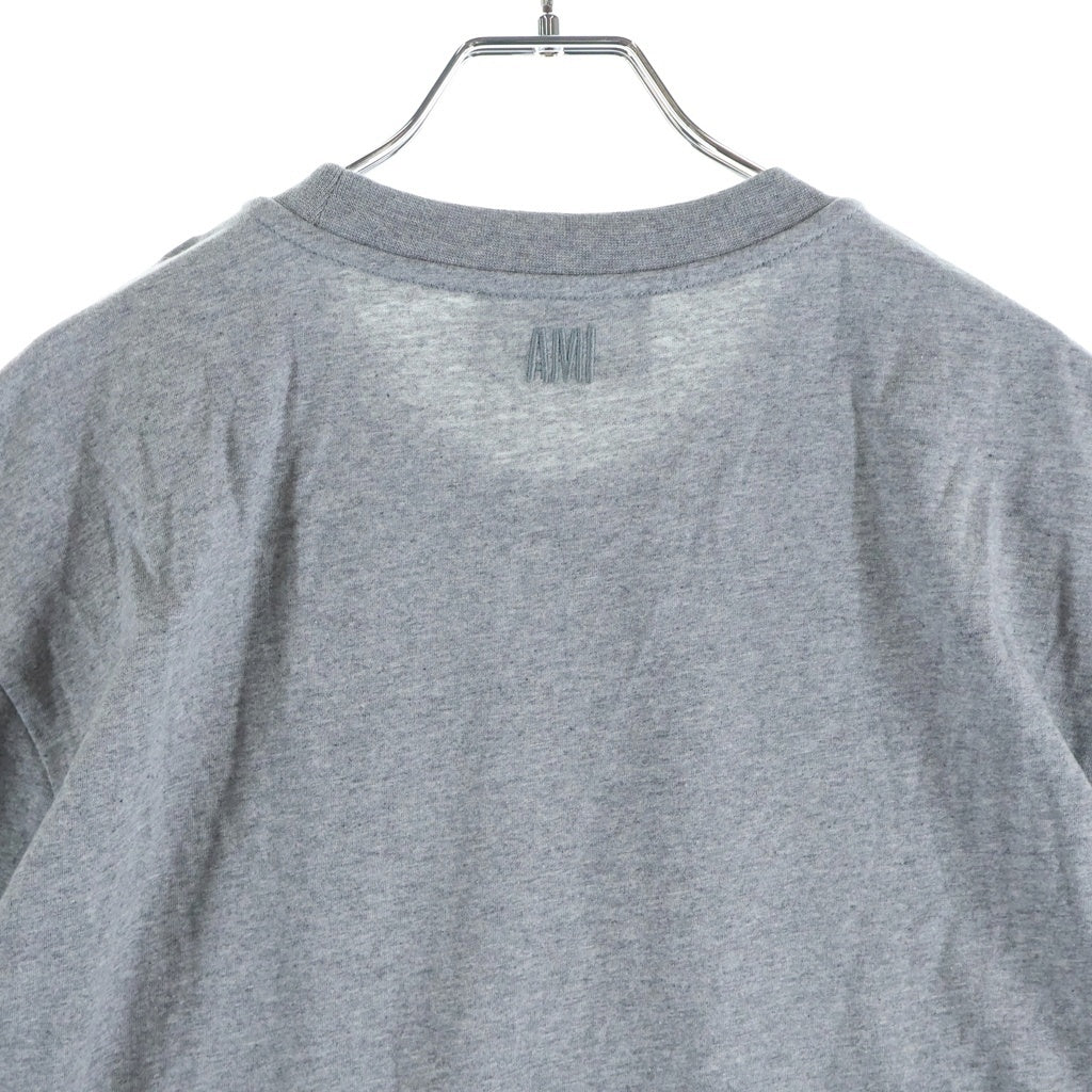AMI Alexandre Mattiussi(アミアレクサンドルマテュッシ) AMI de Coeur ハートロゴ刺繍 クルーネック 半袖Tシャツ カットソー グレー BFUTS001.724