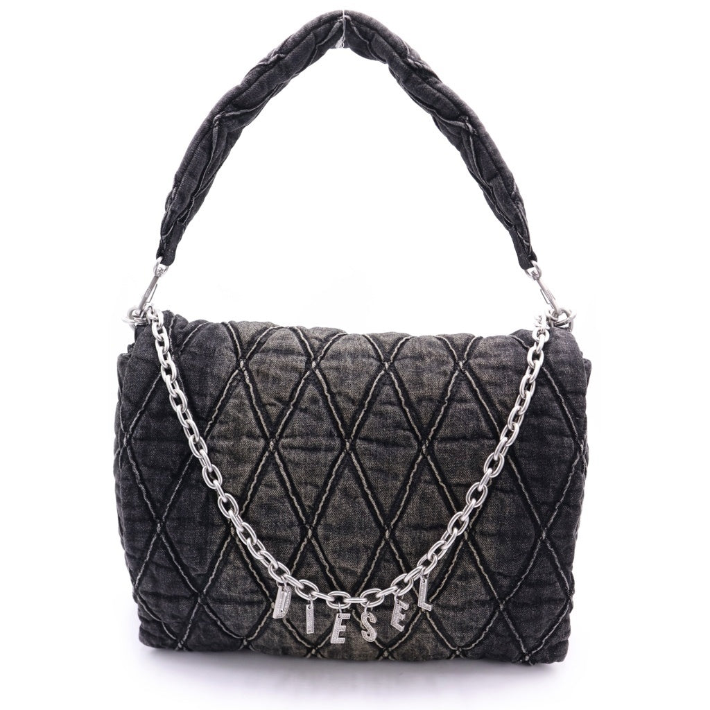 DIESEL(ディーゼル) CHARM-D SHOULDER L ラインストーンロゴチャーム キルティング デニムショルダーバッグ ブラック レディース