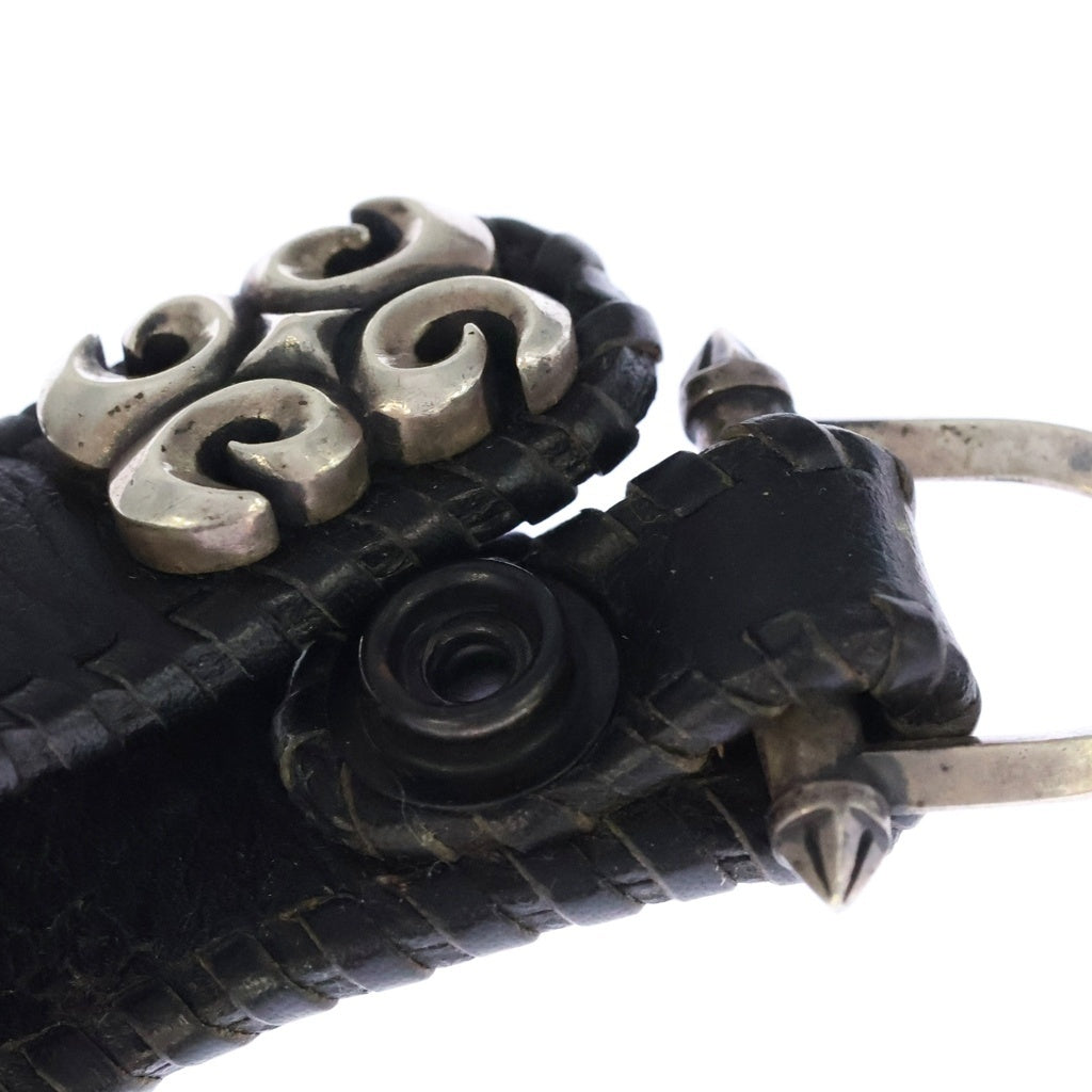 REID MFG(リード エムエフジー) KEY CHAIN BELT LOOP W/GOTHIC SURF レザー キーチェーン ベルトループ ゴシックサーフ ブラック/シルバー