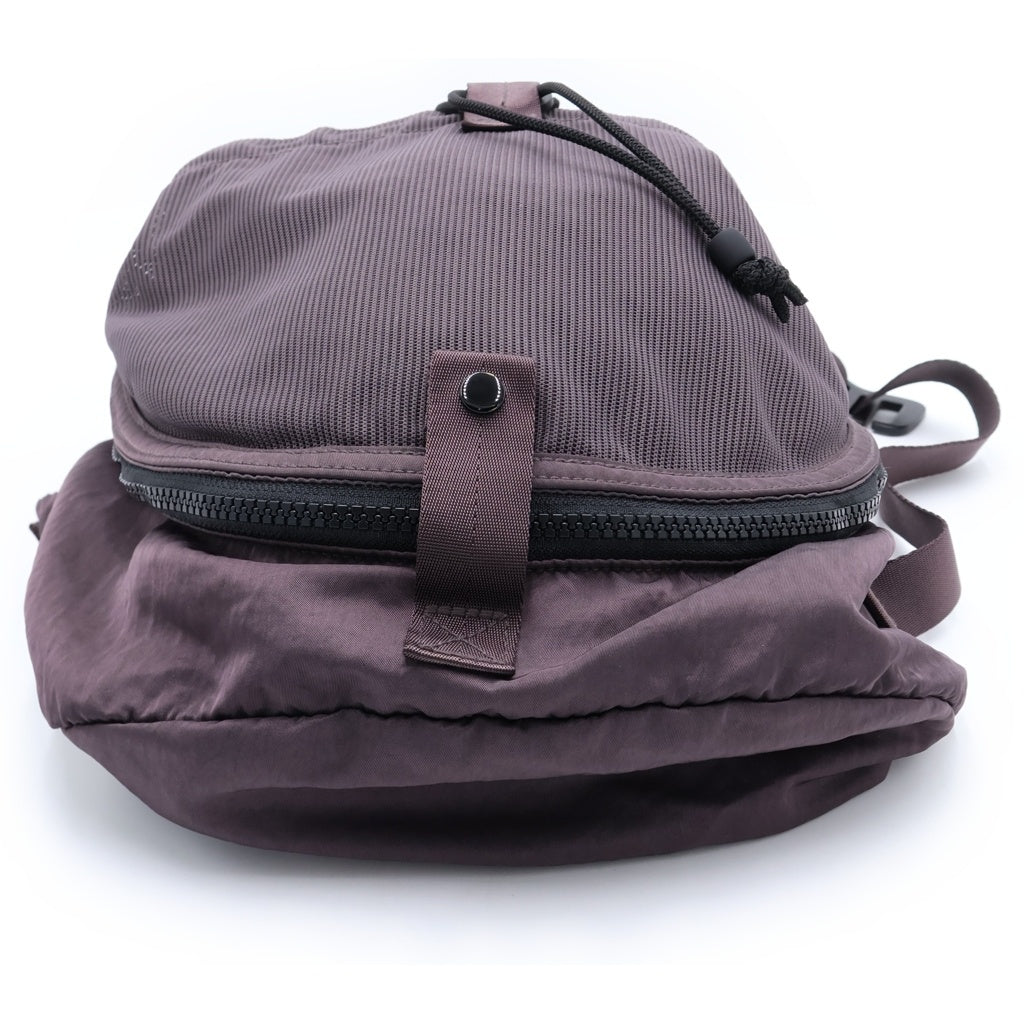 C.P. Company(シーピーカンパニー) Nylon B Crossbody Mesh Rucksac ナイロン クロスボディ メッシュ ナイロン ショルダーバッグ ブラウン 17CMAC075A