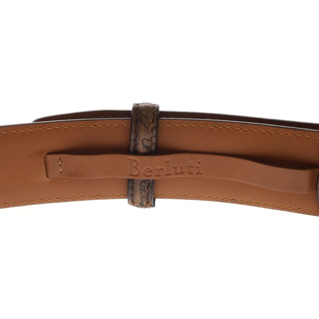 Berluti(ベルルッティ) カリグラフィ スクリット ピンバックル レザー ベルト ブラウン シルバー金具