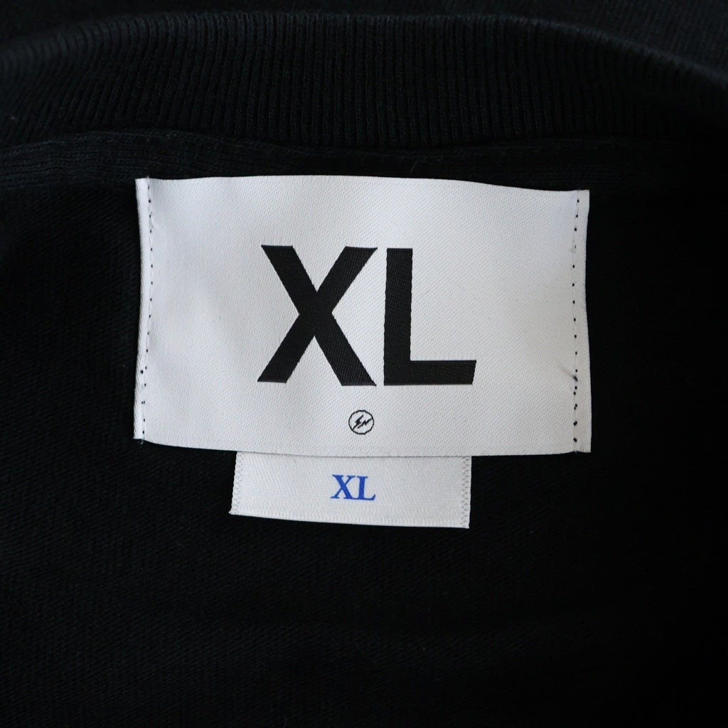 FRAGMENT DESIGN(フラグメントデザイン) ロゴプリントクルーネック半袖Tシャツカットソー ブラック