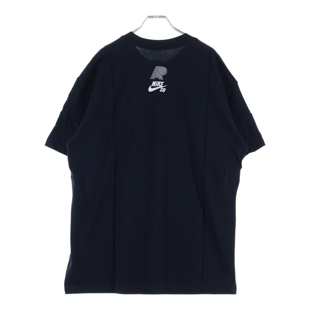 NIKE SB(ナイキエスビー) Albino&Preto NK SB TEE アルビノ&プレト ロゴプリントクルーネック 半袖Tシャツカットソー ブラック FJ1152-010