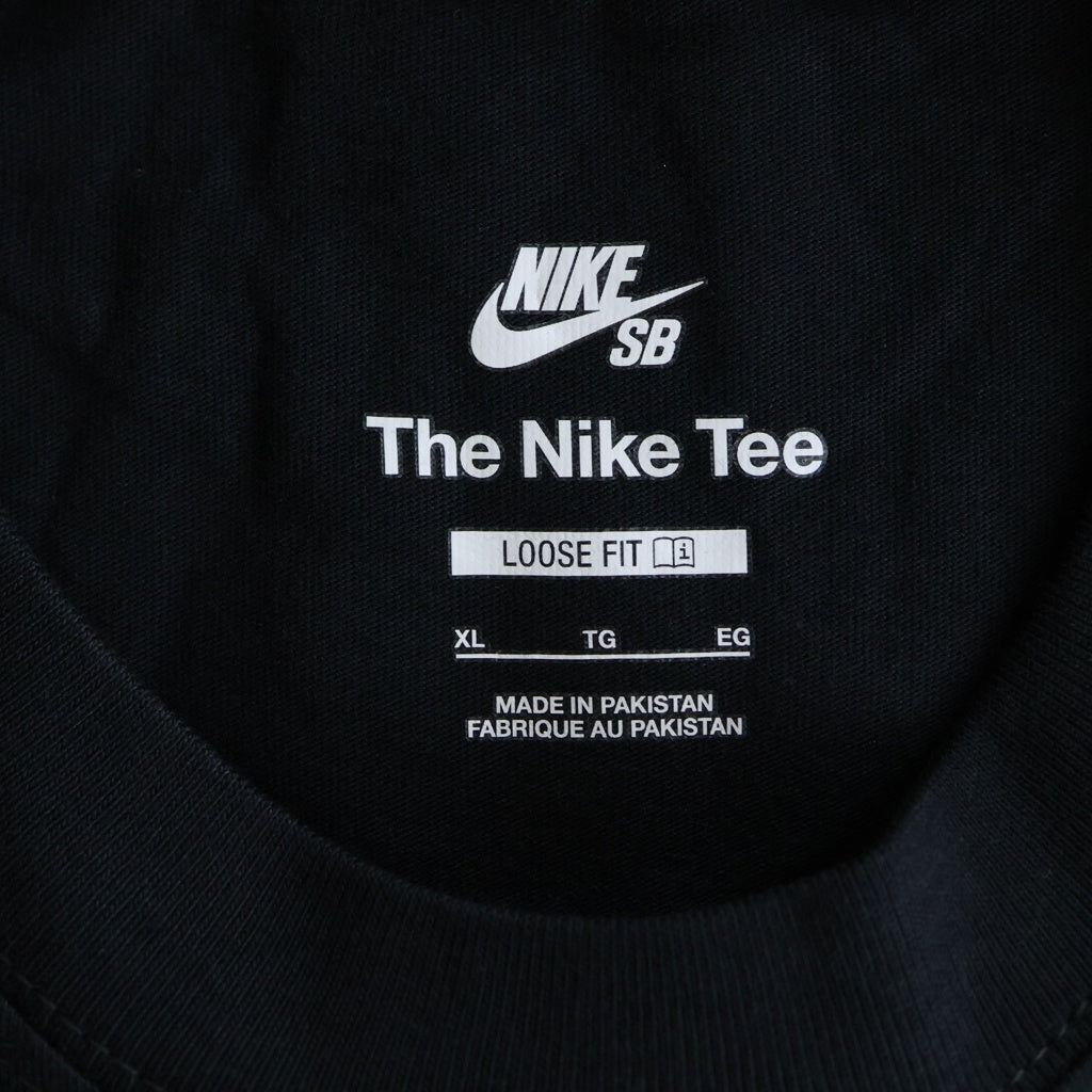 NIKE SB(ナイキエスビー) Albino&Preto NK SB TEE アルビノ&プレト ロゴプリントクルーネック 半袖Tシャツカットソー ブラック FJ1152-010