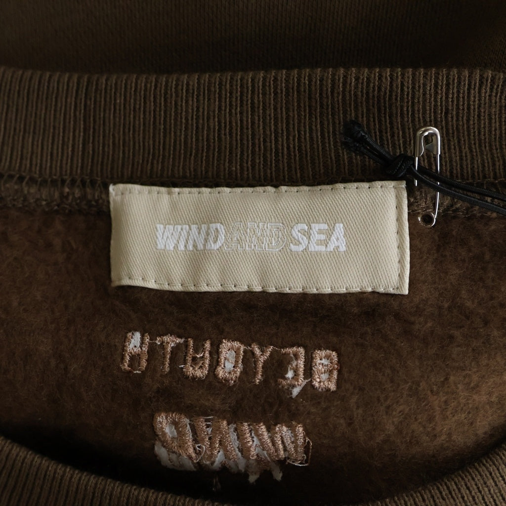 WIND AND SEA(ウィンダンシー) BRUSHED CREW NECK ロゴプリント クルーネックスウェットトレーナー ブラウン WDS-CS-324