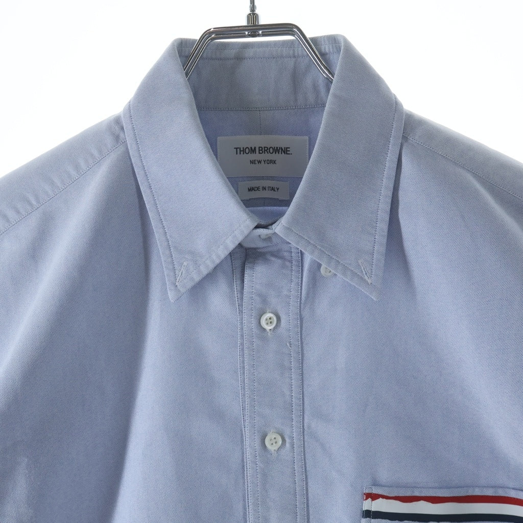THOM BROWNE(トムブラウン) 胸ポケット ボタンダウン サイドスリッド 半袖シャツ ブルー