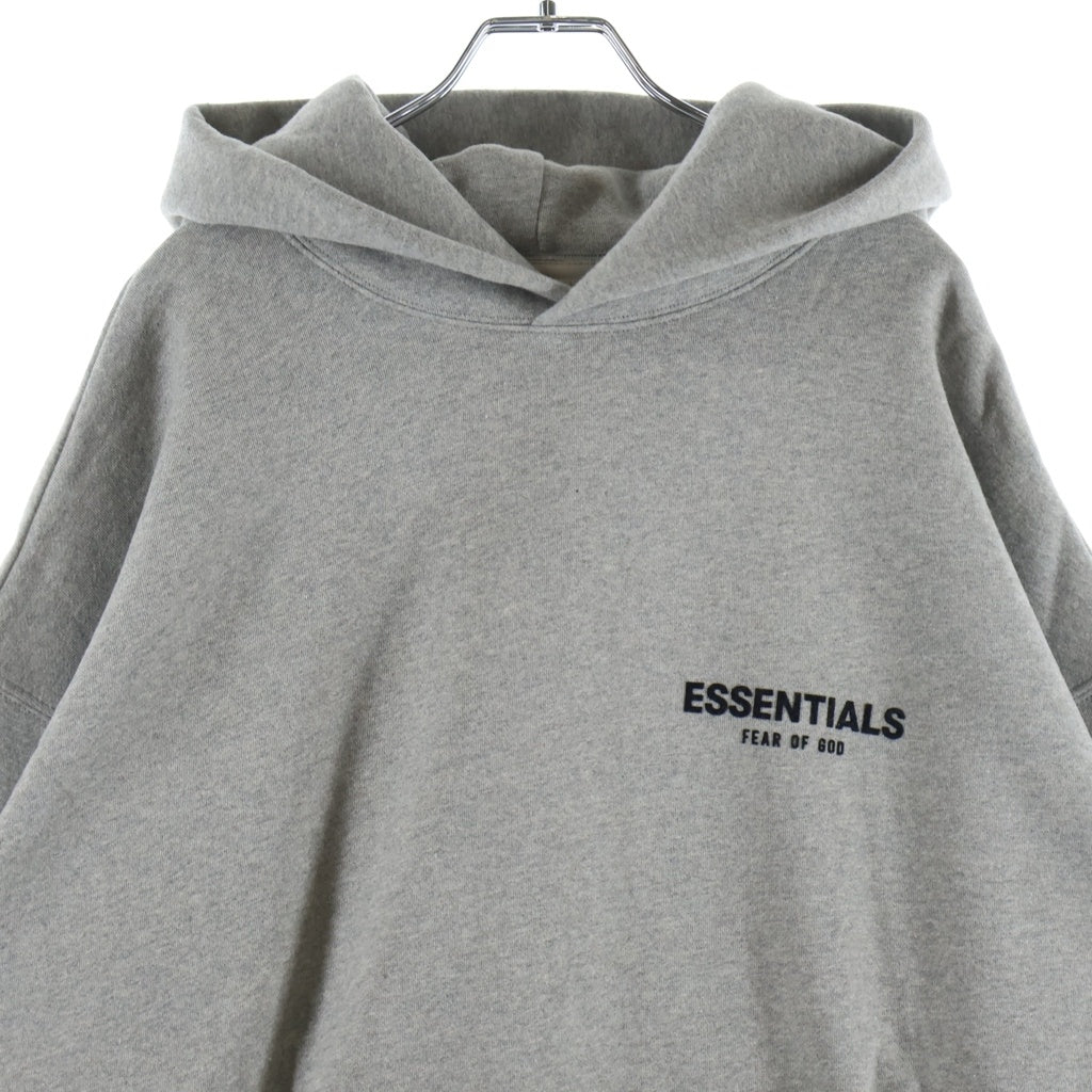 FEAR OF GOD ESSENTIALS(フィアオブゴッド エッセンシャルズ) フェルトロゴスウェットプルオーバーパーカー グレー