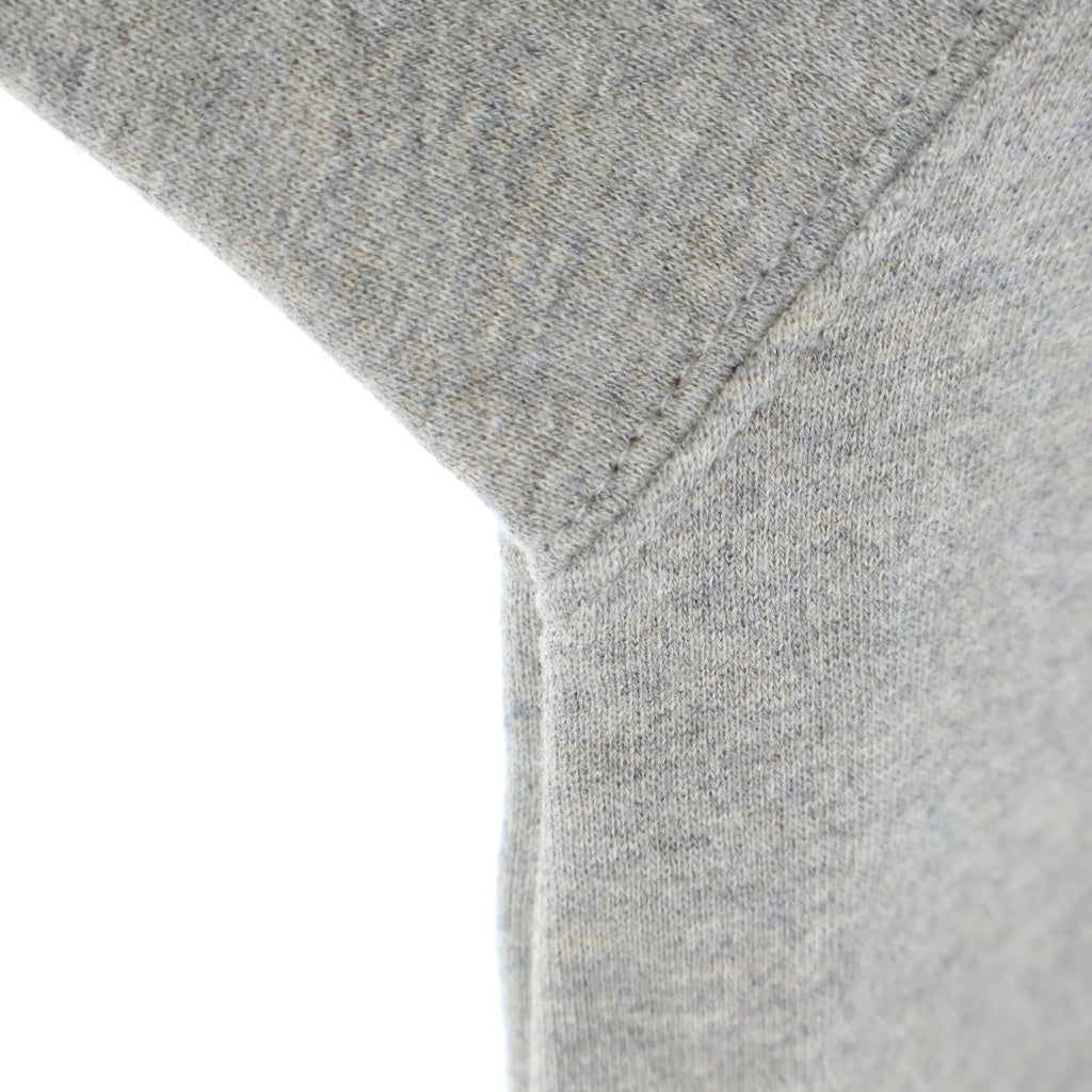 FEAR OF GOD ESSENTIALS(フィアオブゴッド エッセンシャルズ) フェルトロゴスウェットプルオーバーパーカー グレー