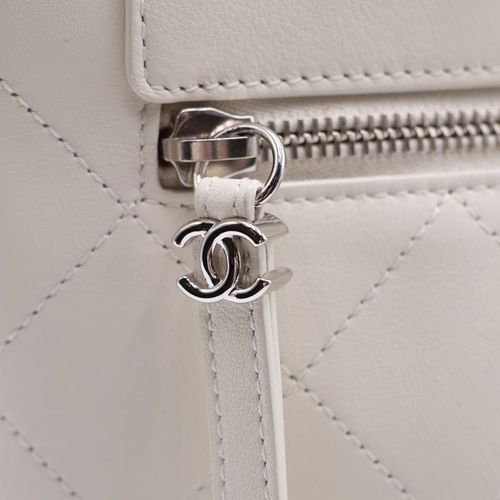 CHANEL(シャネル) マトラッセ ココマーク レザー バケットバッグ 2WAY ショルダーバッグ ハンドバッグ ホワイト 27番台 AS0577 レディース
