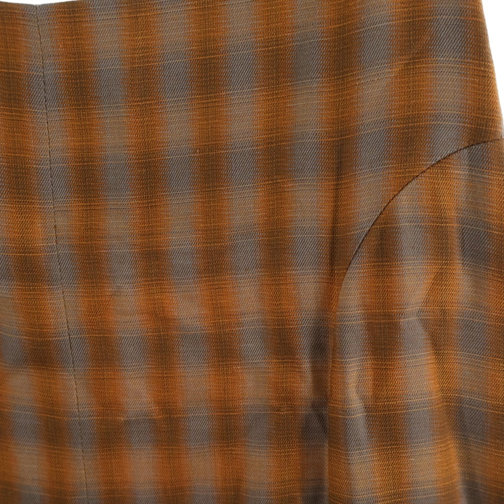 Mame Kurogouchi(マメ クロゴウチ) 23SS LINEN MIX OMBRE CHECK CAMISOLE DRESS フレアシルエット キャミソール ワンピース ブラウン MM23SS-DRO06 レディース