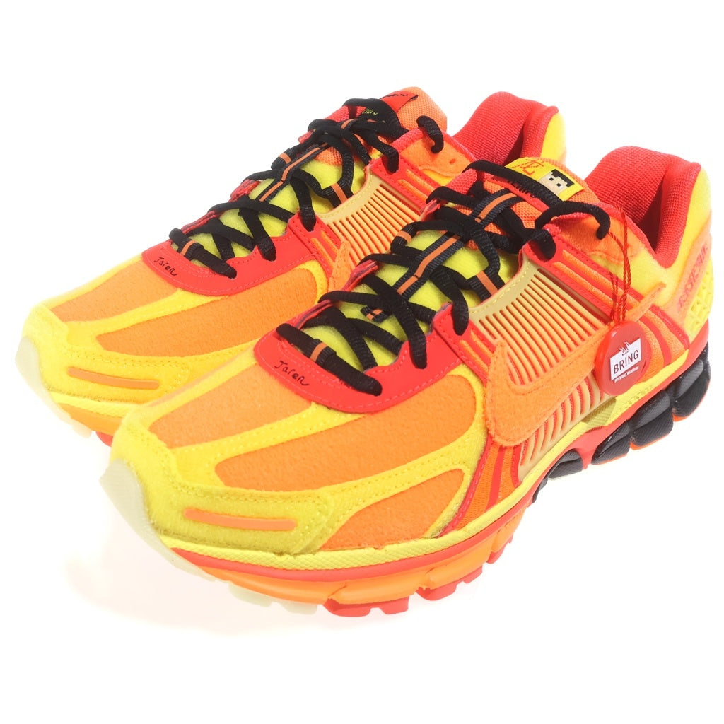 NIKE(ナイキ) AIR ZOOM VOMERO 5 DOERNBECHER FD9711-602 ズーム ボメロ ドーレンベッカー ローカットスニーカー オレンジ US9.5/27.5cm