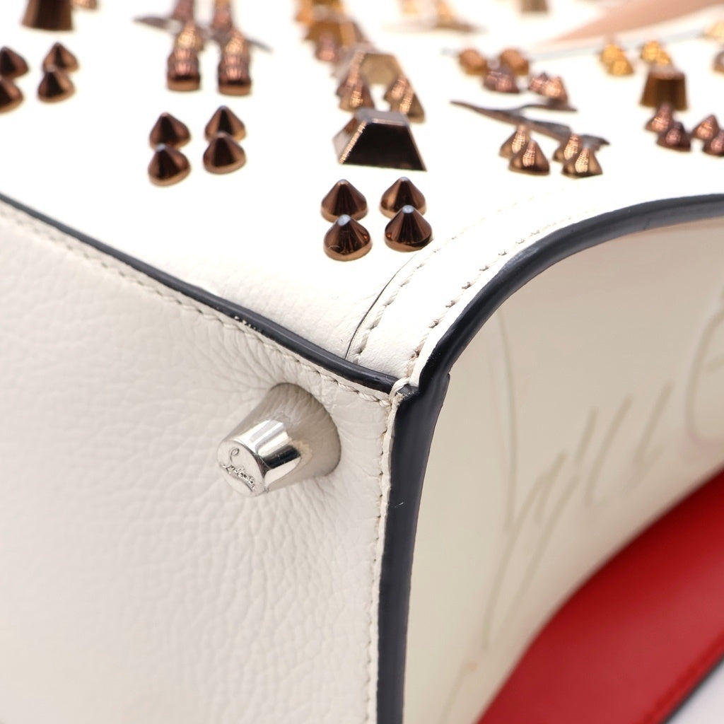 CHRISTIAN LOUBOUTIN(クリスチャンルブタン) PALOMA MEDIUM 2WAY パロマ ミディアム トートバッグ スタッズ パテントレザー ハンドバッグ ショルダーバッグ ホワイト レディース