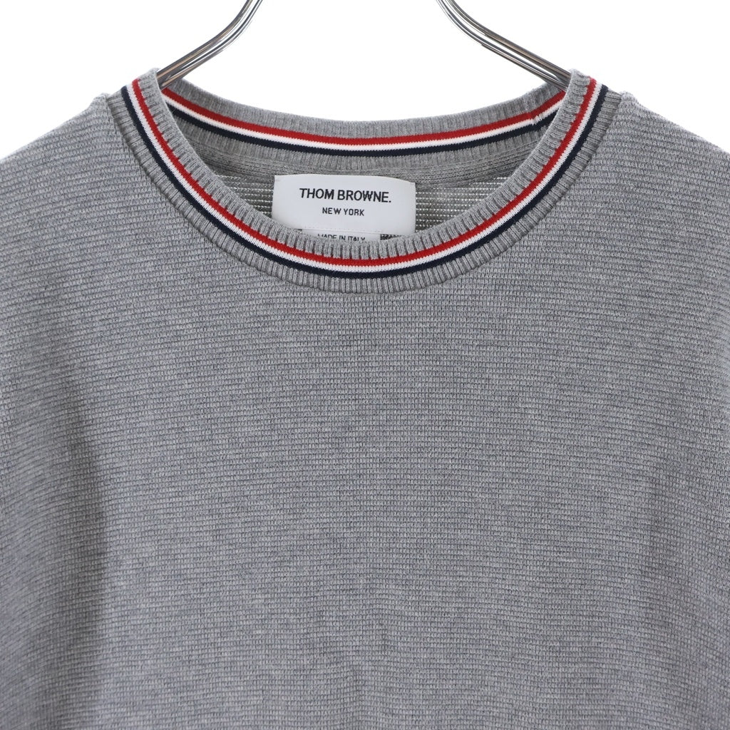 THOM BROWNE(トムブラウン) コットンワッフル リブ カフ クルーネック 半袖Tシャツ グレー MJS287A-J0216-055
