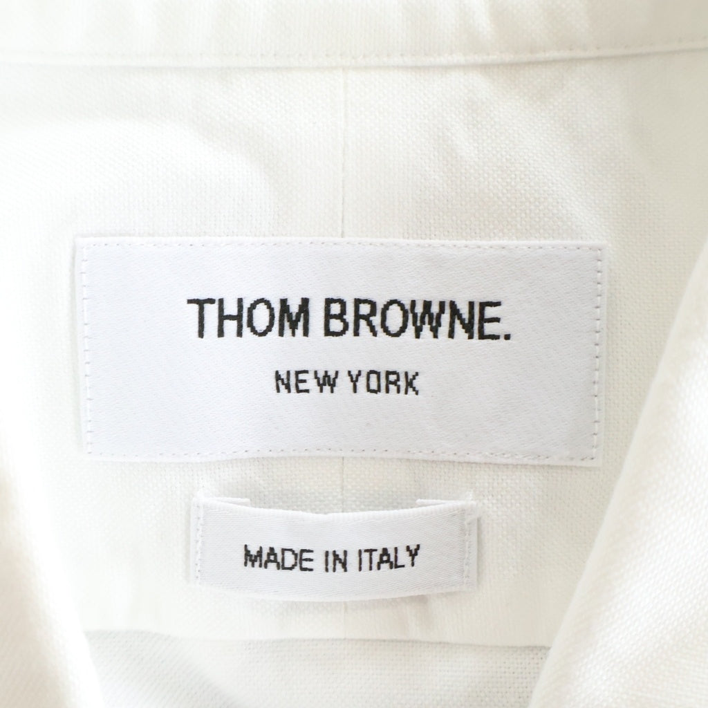 THOM BROWNE(トムブラウン) トリコロールデザイン ボタンダウンカラー ロングスリーブ ボタン 長袖シャツ ホワイト MWL150E-F313-100