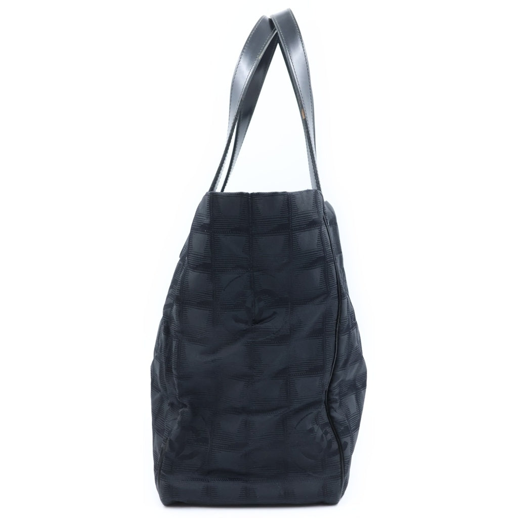 CHANEL(シャネル) ニュートラベル ココマークデザイン レザーハンドル トートバッグ ブラック 10番台 レディース