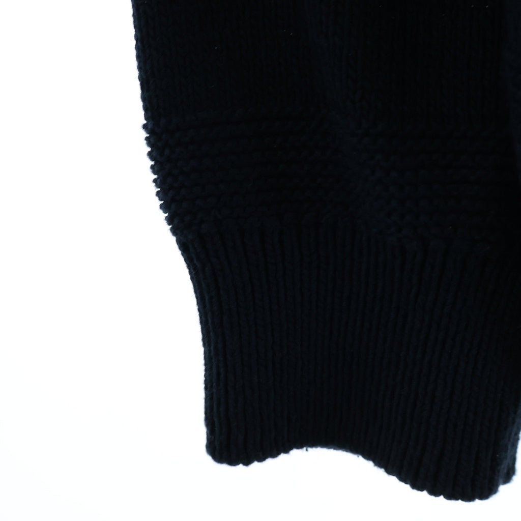 MONCLER(モンクレール) 25SS ショルダーワッペンデザイン クルーネック ロングスリーブ 長袖ニット セーター ネイビー K10919C00007 M1367