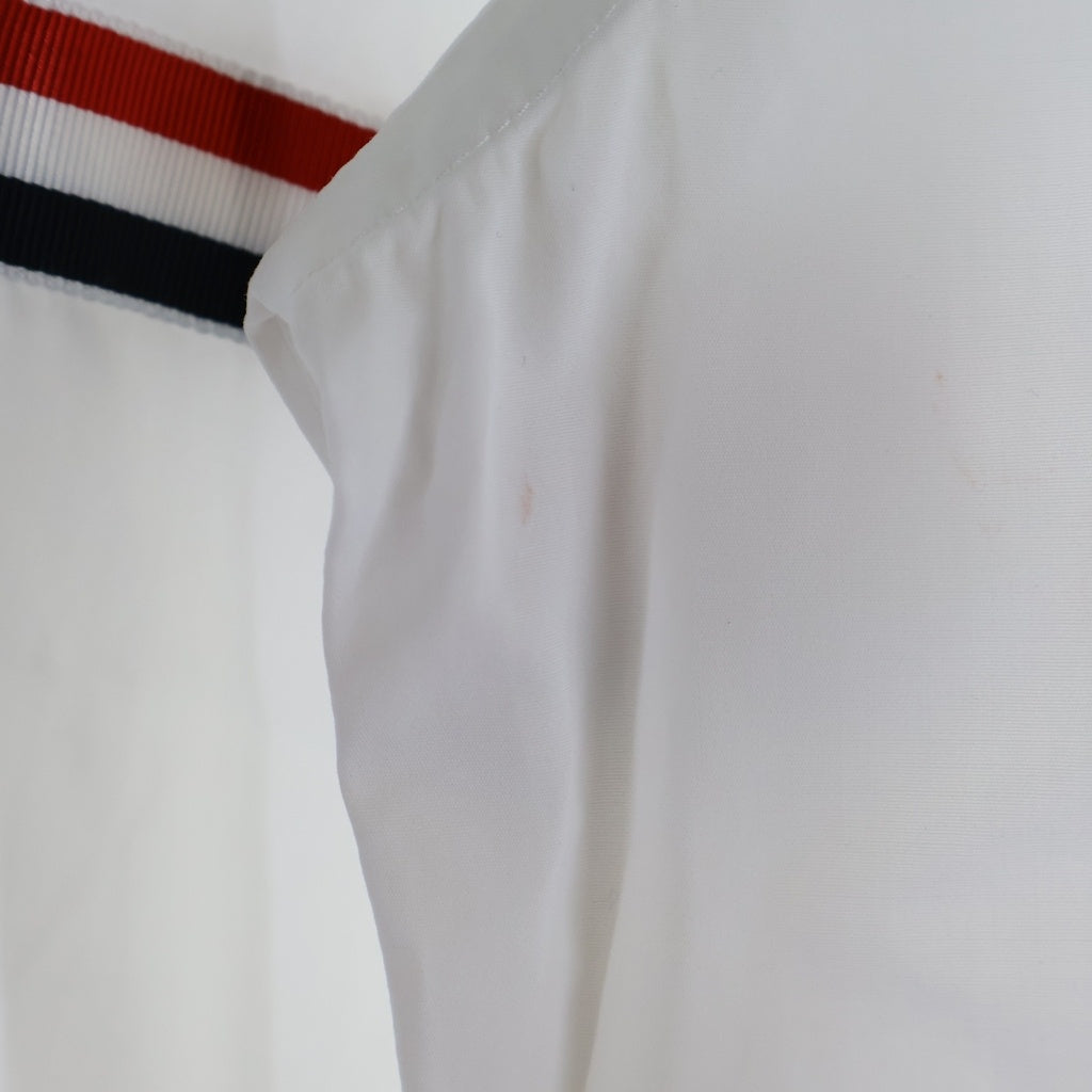THOM BROWNE(トムブラウン) アームバンド クラシック ラウンドカラー オックスフォード 長袖シャツ ホワイト レディース