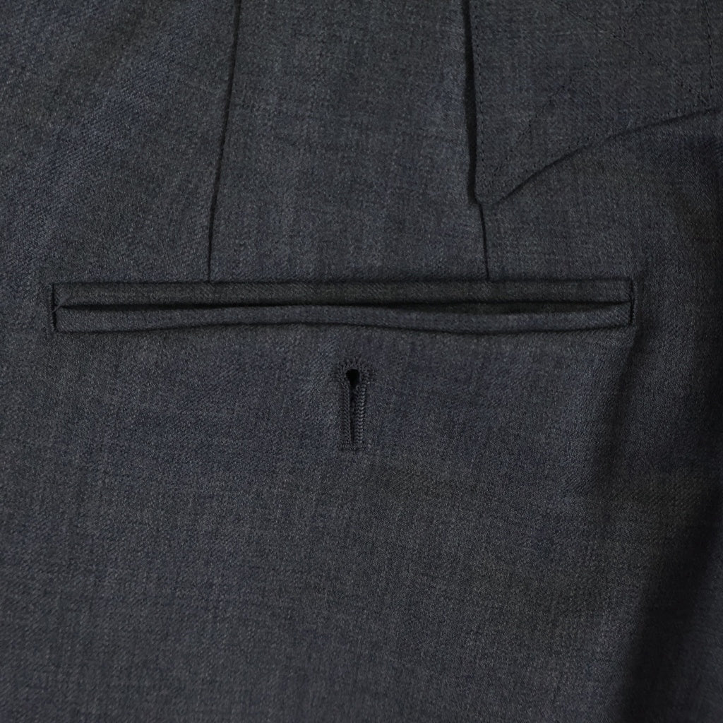 THOM BROWNE(トムブラウン) ダイアゴナル ストライプ クラシックトラウザー スラックスパンツ グレー MTC160A-00626035