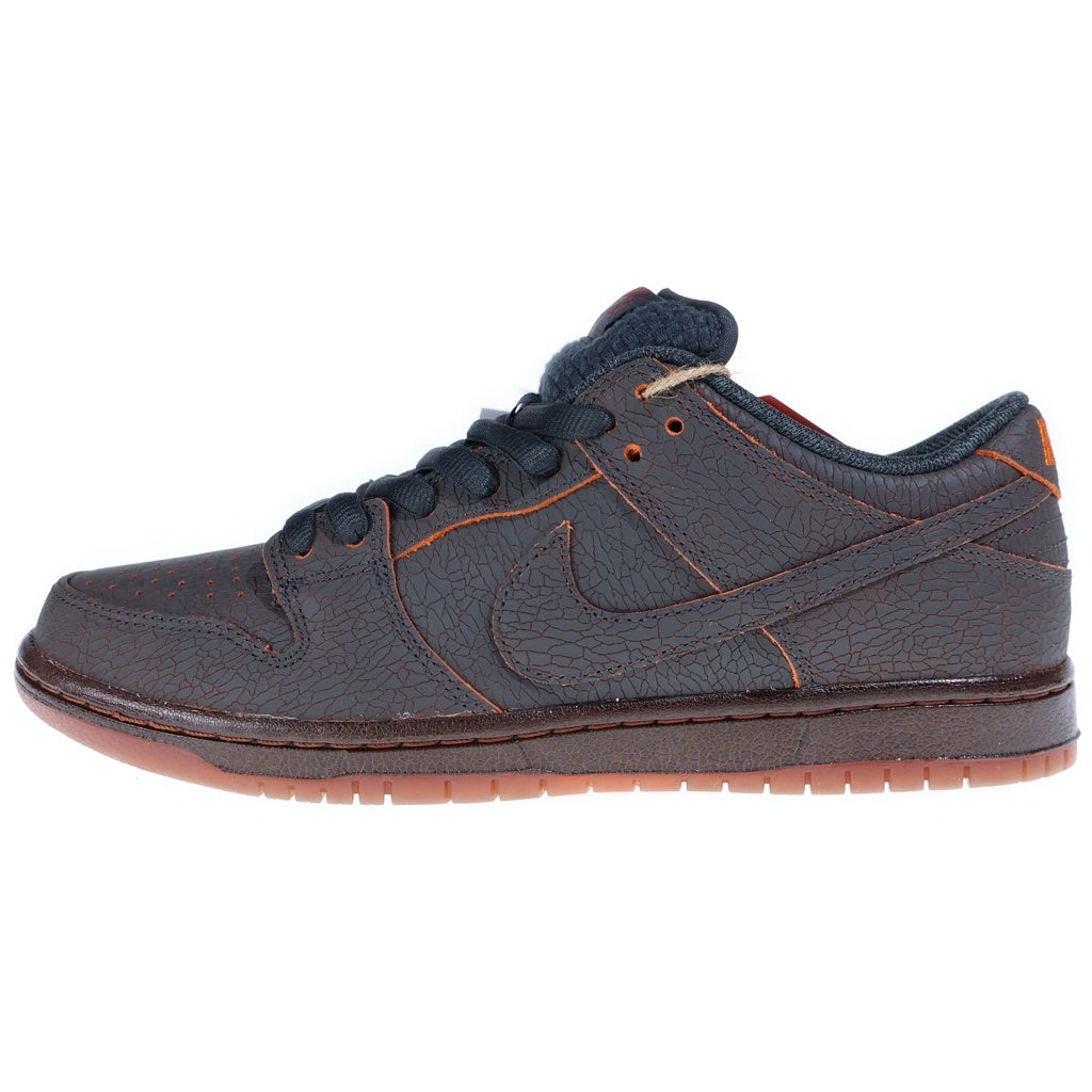 NIKE SB(ナイキエスビー) DUNK LOW PRO PRM KRAMPUS ダンク プロ プレミアム クランパス ローカットスニーカー ブラウン/オレンジ US9/27cm HV1668-001