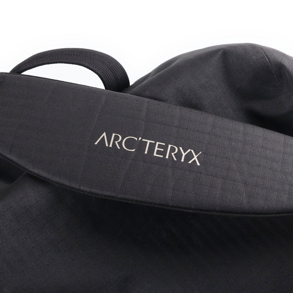 ARC'TERYX(アークテリクス) CARRIER DUFFLE キャリアダッフル ナイロン ロゴデザイン 1ショルダー バッグ ブラック 13959 レディース