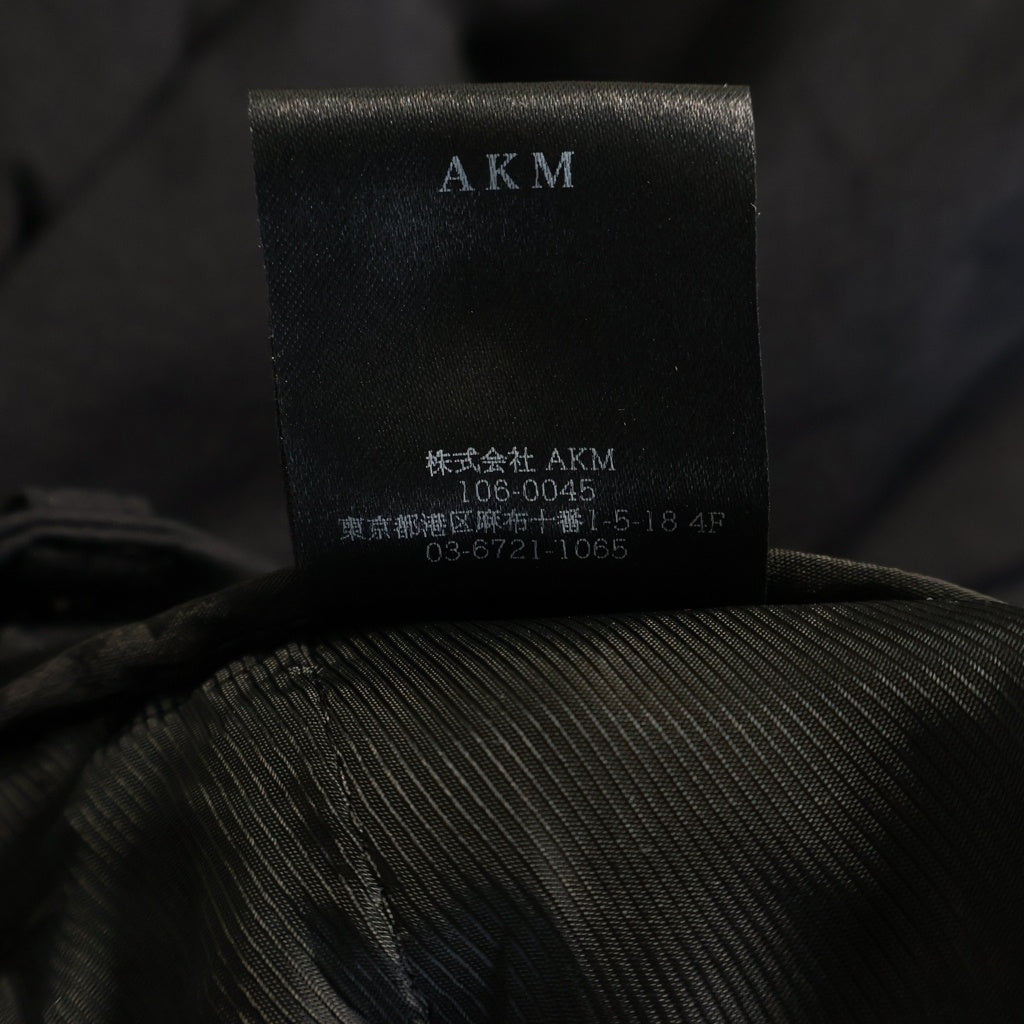 AKM(エーケーエム) ナイロンハイテンションジャージ ピークドラペル 2B テーラードジャケット スラックスパンツ ブラック セットアップスーツ POE004