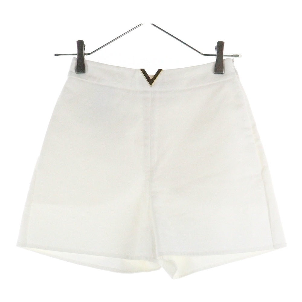 VALENTINO(ヴァレンティノ) Vメタル装飾ショートパンツ ホワイト レディース VB3RF1M075Y