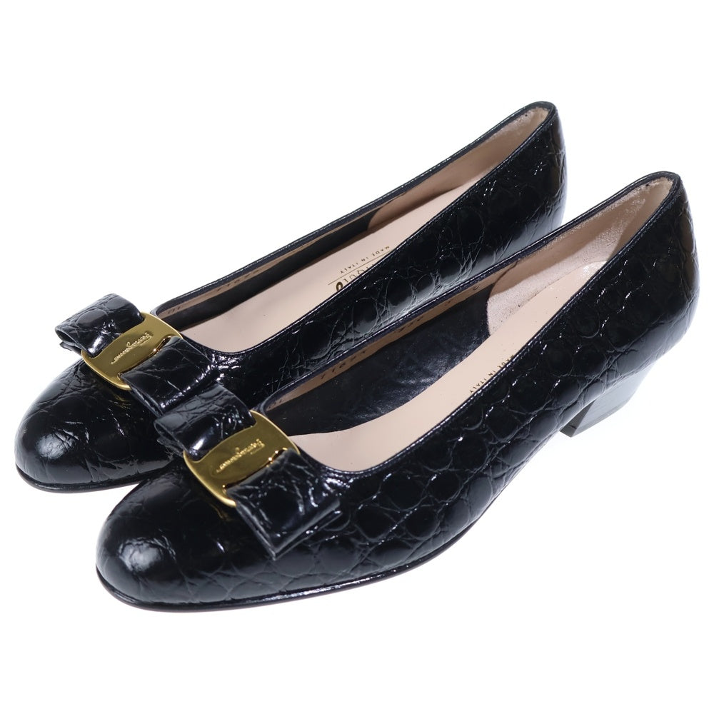 Salvatore Ferragamo(サルヴァトーレ フェラガモ) ヴァラ パンプス 型押し ブラック #5C レディース