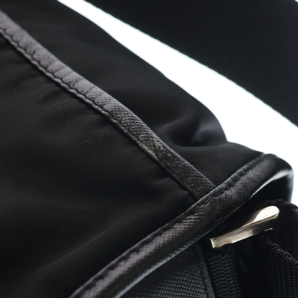 PRADA(プラダ) ショルダーバッグ ミニバッグ ブラック ナイロン V167 シルバー金具