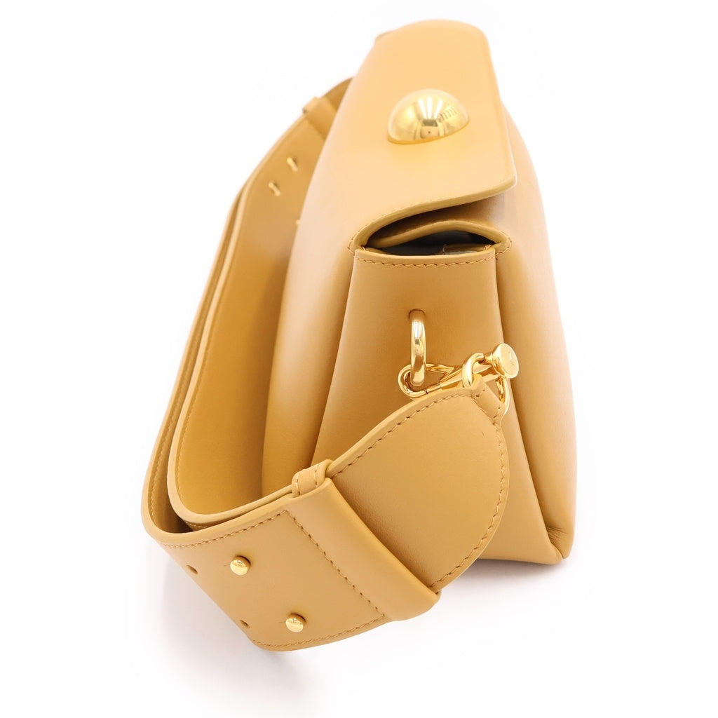 ami paris(アミパリス) カルーセル ショルダーバッグ ワンショルダー マスタードイエロー レザー ゴールド金具 レディース