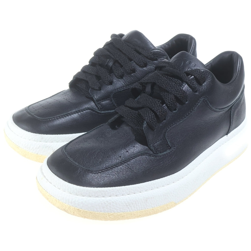 MM6 Maison Margiela(エムエムシックスメゾンマルジェラ) レザー フラットシューズ ローカットスニーカー ロゴ ブラック S66WS0092