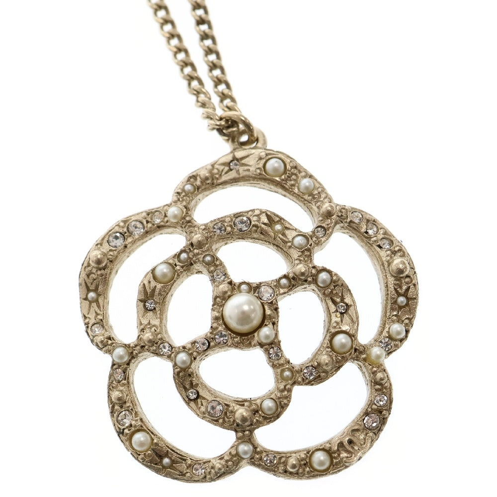 CHANEL(シャネル) カメリア フェイクパール×ラインストーン ネックレス ペンダント シャンパンゴールド ネックレス GP A14V