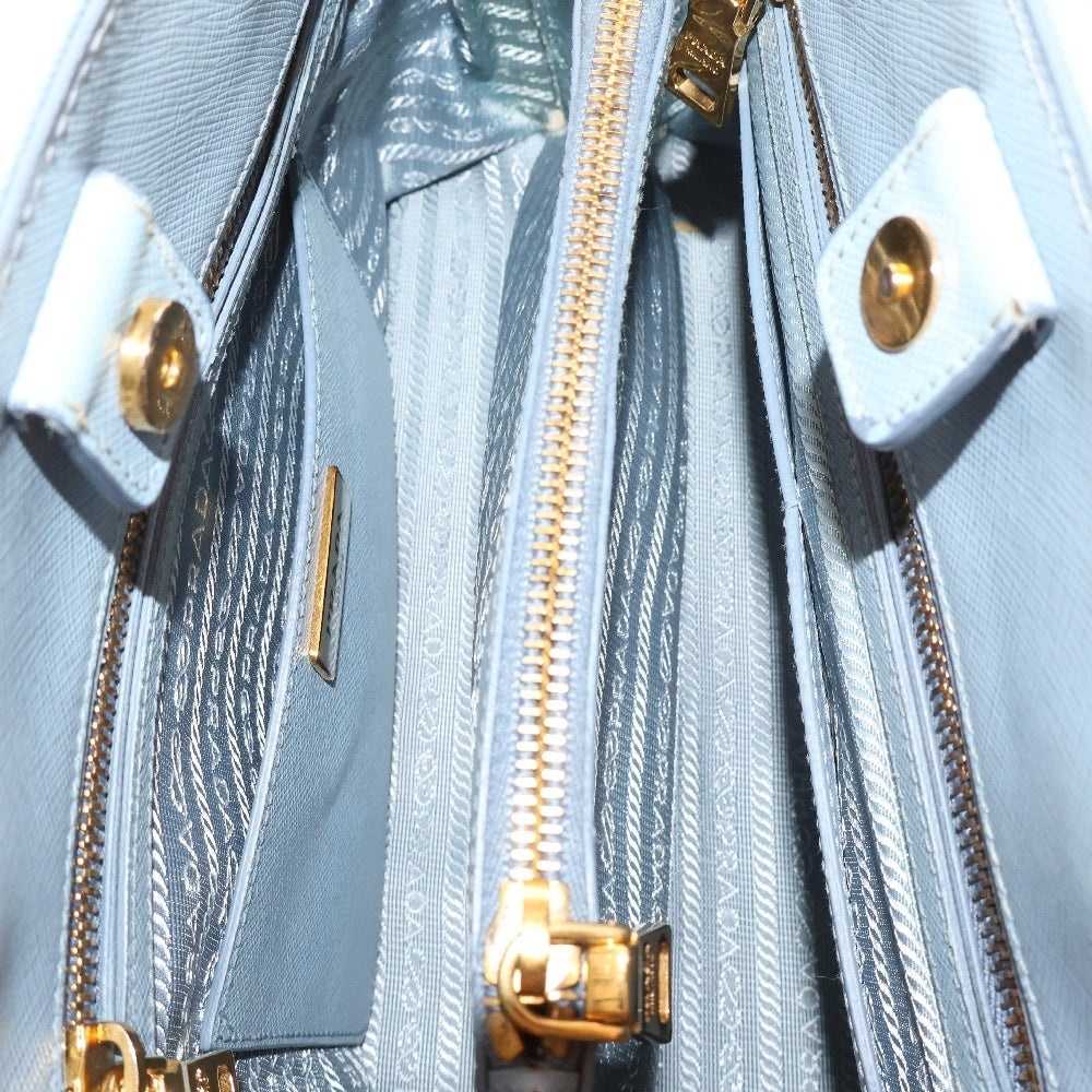 PRADA(プラダ) ロゴトライアングルプレート サフィアーノ レザー2WAYハンドバッグ ショルダーバッグ ブルー BN2567