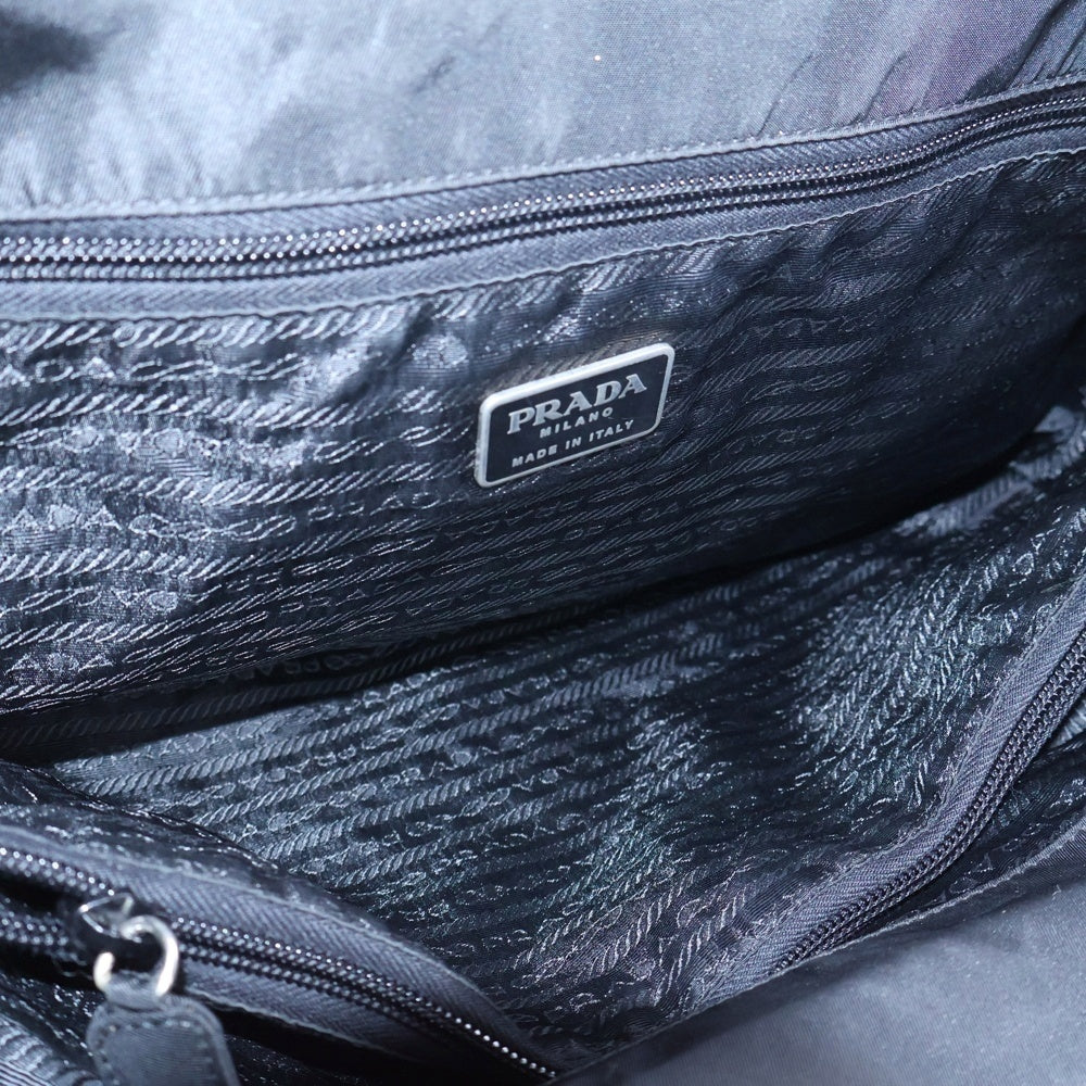 PRADA(プラダ) テスート ハンドバッグ トートバッグ トライアングルロゴ三角プレート シルバー金具 ブラック ナイロン B7354