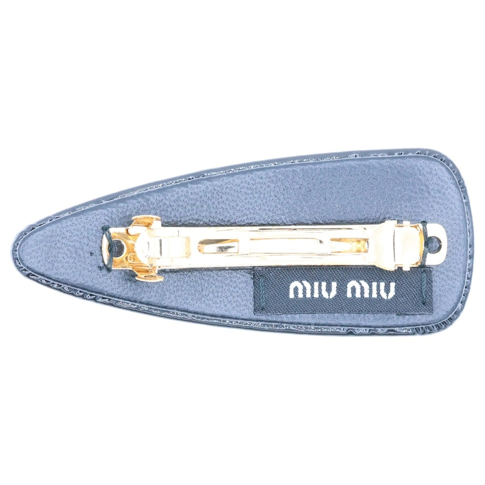 miumiu(ミュウミュウ) ロゴ バレッタ ブラック ゴールド金具 パテントレザー ヘアアクセサリー 5IF092 レディース