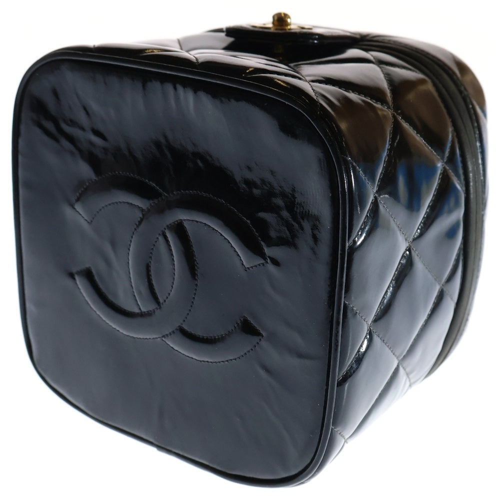 CHANEL(シャネル) マトラッセ バニティバッグ メイクバッグ ハンドバッグ ブラック ゴールド金具 パテント 4871773