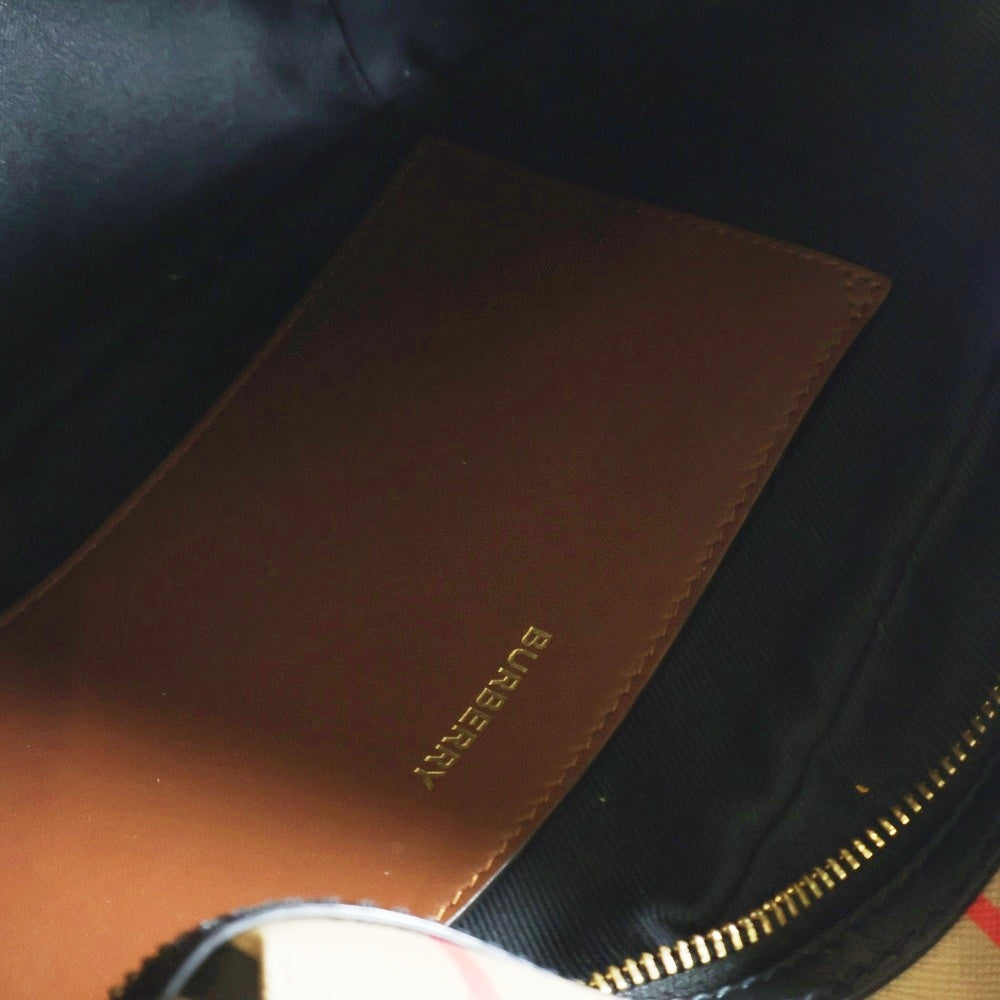 BURBERRY(バーバリー) ウエストバッグ ボディバッグ ゴールド金具 ベージュ PVC 8026838
