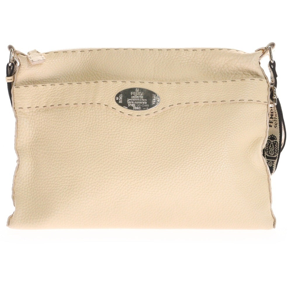 FENDI(フェンディ) ショルダーバッグ ベージュ レザー