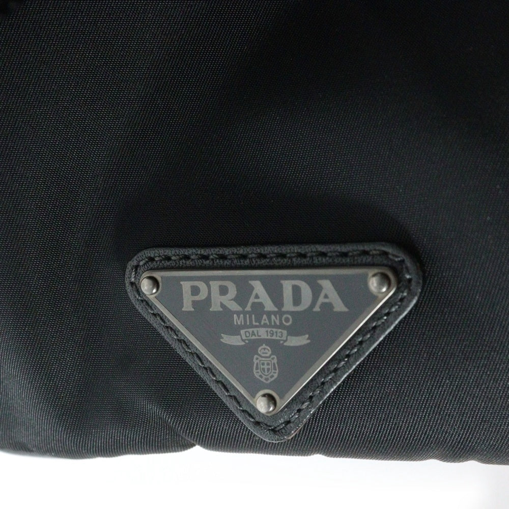 PRADA(プラダ) トライアングルロゴ テスート ナイロンメッセンジャーバッグ ショルダーバッグ ブラック KP0633