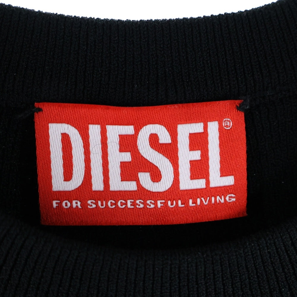 DIESEL(ディーゼル) M-ONERVA-TOP オーバルDメタルロゴプレート クルーネック ノースリーブ リブニット タンクトップ セーター ブラック レディース 0DLAX