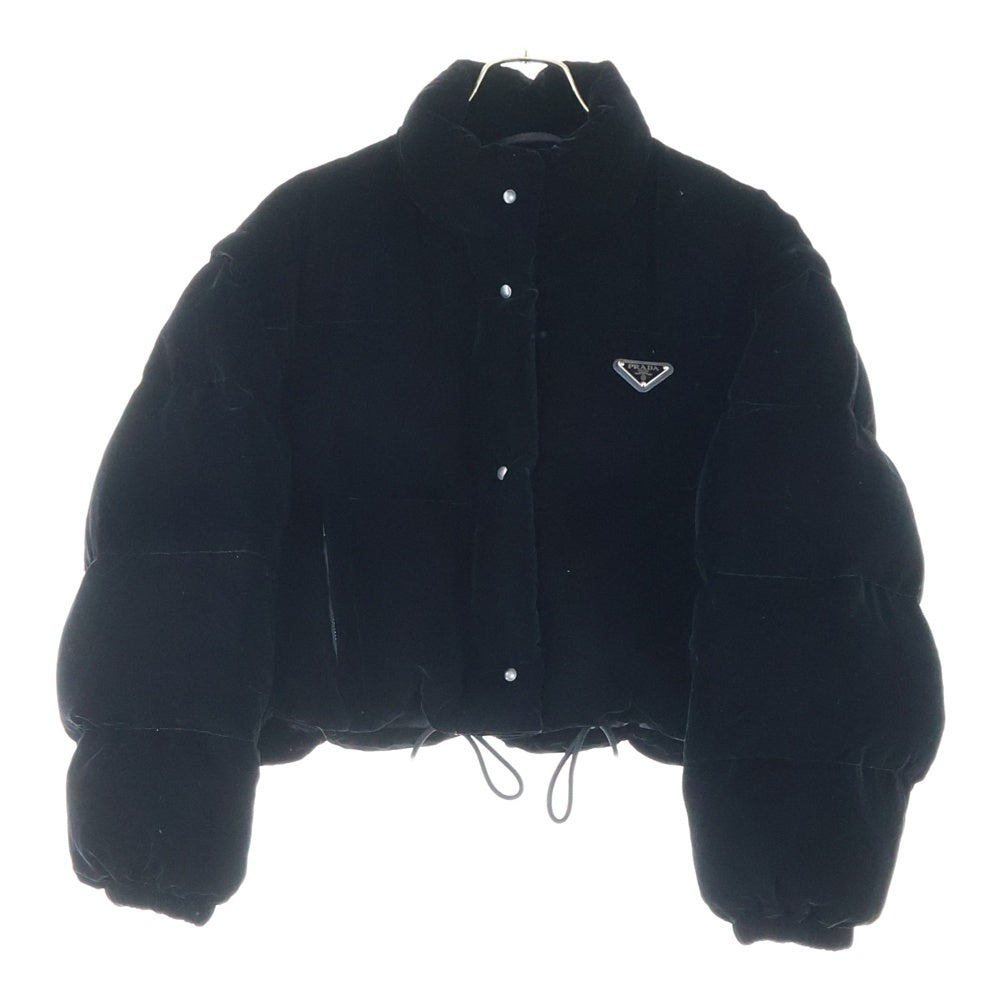 PRADA(プラダ) 24AW コンバーチブル クロップド トライアングルロゴプレート ベロア ベルベット ジップアップ ダウンジャケット ブラック レディース 291805