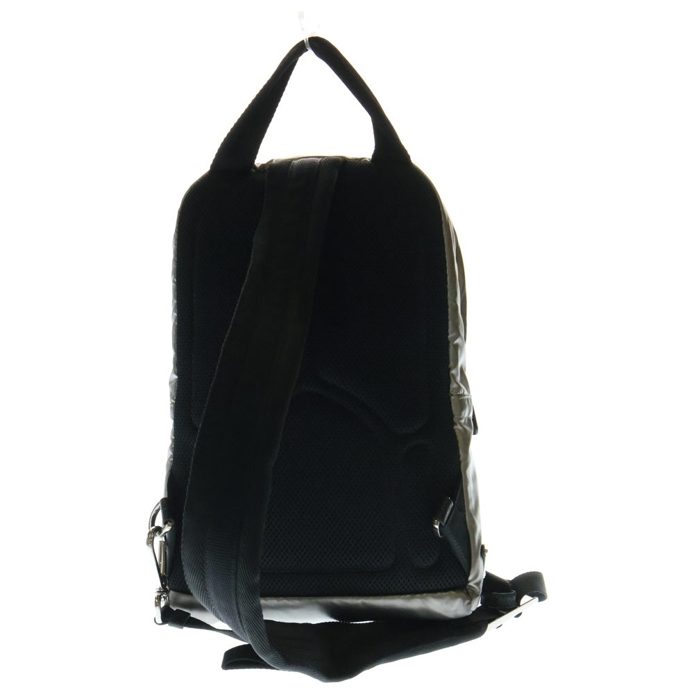 PRADA(プラダ) ショルダーバッグ ウエストバッグ ボディバッグ シルバー PVC 2VZ013